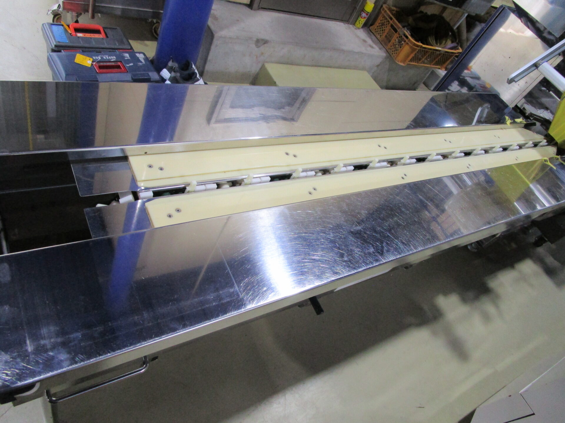 横ピロー包装機 大森機械工業 S-3000X-BX – パテックサプライ株式会社